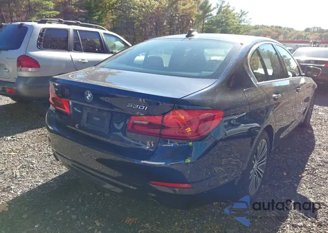 2018 BMW 530I xDrive z USA, uszkodzony, nr VIN WBAJA7C58JWC75924